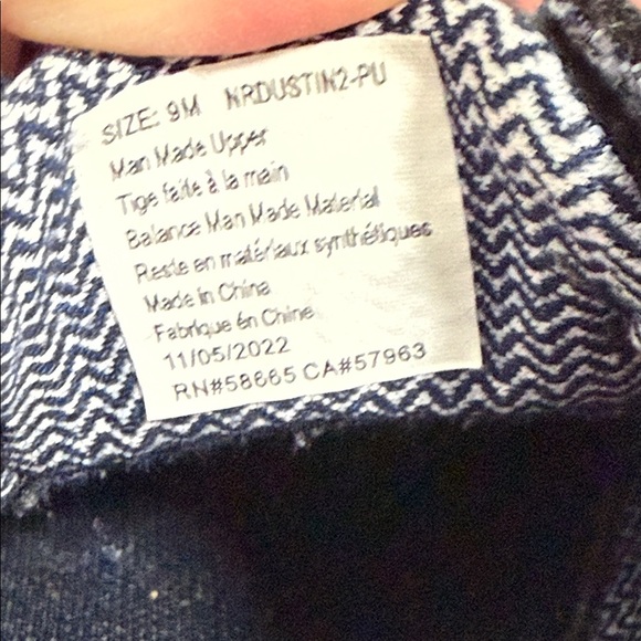 Nordstrom Rack NORDSTROM RACK Kids' Dustin Oxford Dress Shoes Black size 9M - Picture 8 of 8